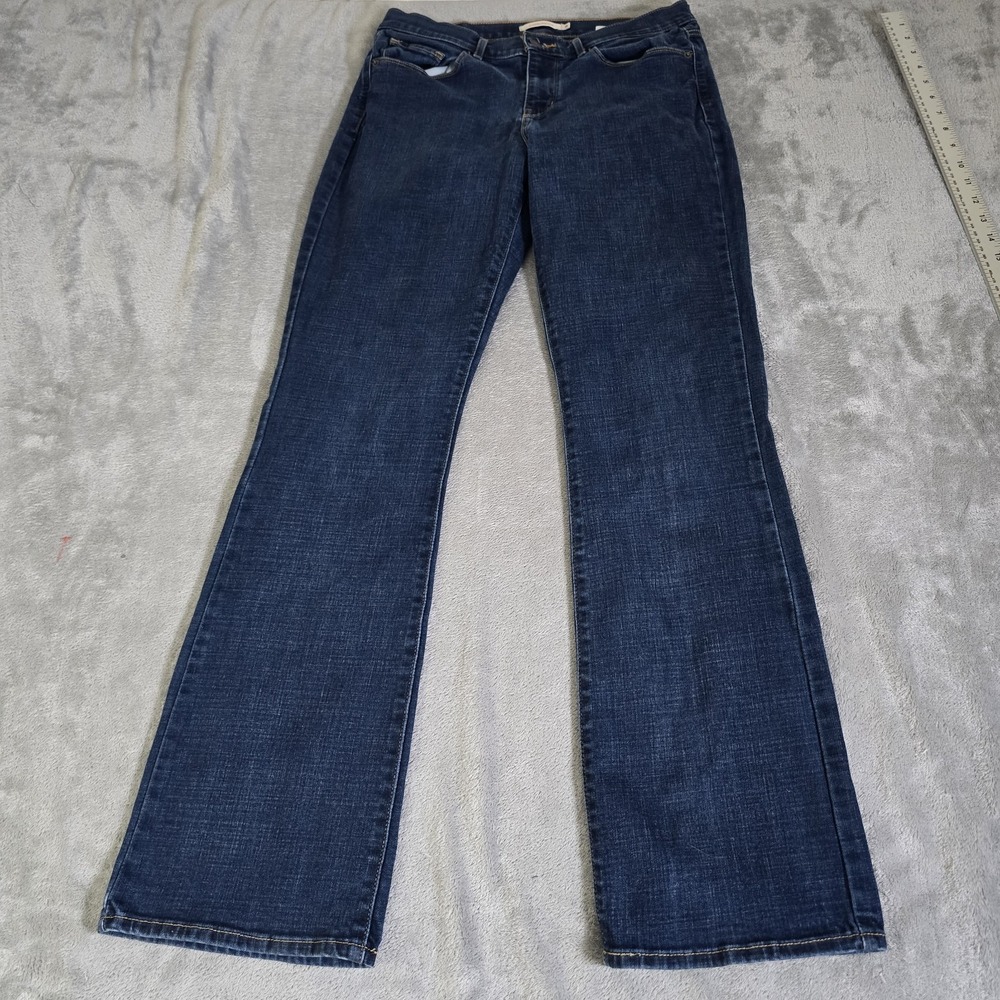 Levis Jeans Womens 8 Blue Classic Bootcut Western Normcore Classicore Casual